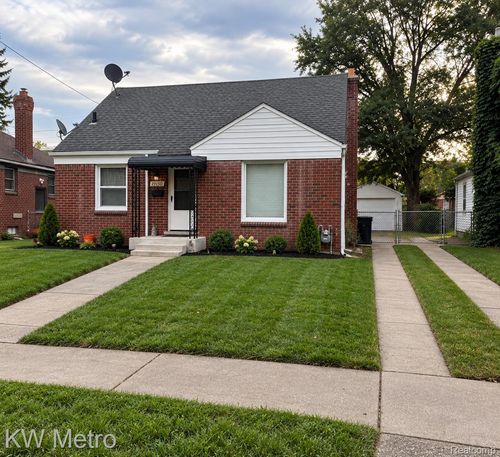 19150 Patton St, Detroit, MI, 48219-2560 | Card Image