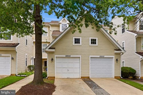 20519 Golf Course Dr, GERMANTOWN, MD, 20874-3967 | Card Image
