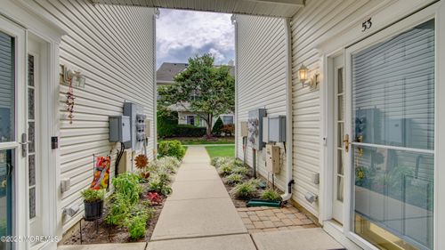 53 Winged Foot Ct, Howell, NJ, 07731-5017 | Card Image