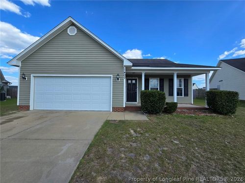 1407 Oxnop Ct, Fayetteville, NC, 28306-7833 | Card Image