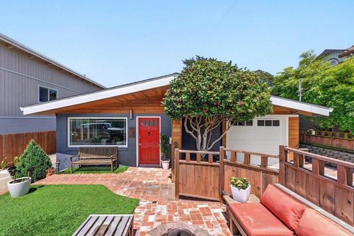 640 Alice St, Monterey, CA, 93940-2002 | Card Image