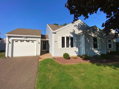 101-101 Alvord Pl, South Hadley, MA, 01075-1370 | Card Image