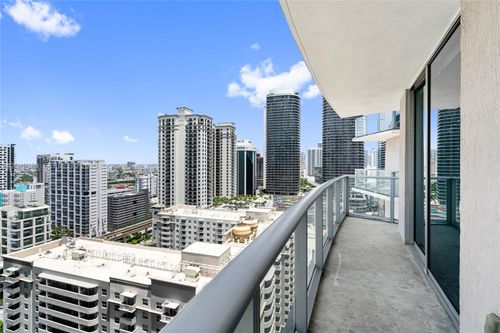 2306-1100 S Miami Ave, Miami, FL, 33130-4131 | Card Image