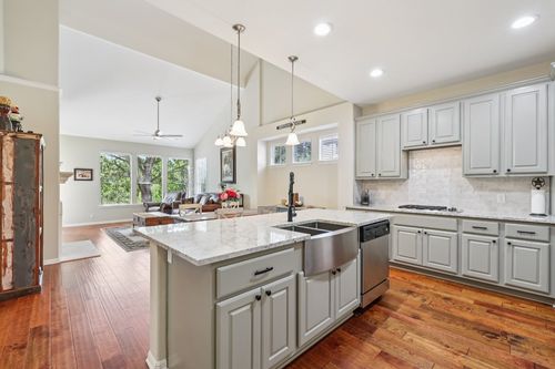 unit-21-7901 Southwest Pkwy, Austin, TX, 78735-8950 | Card Image