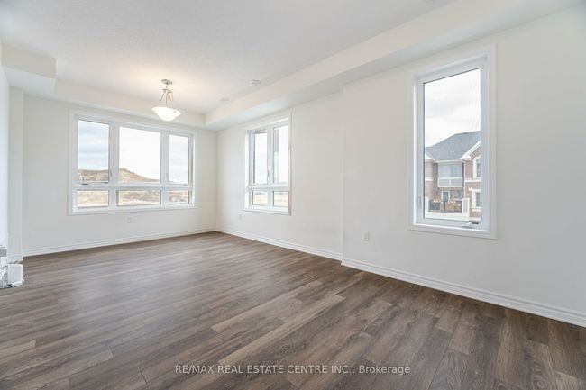 3370 Promenade Thunderbird, House attached with 4 bedrooms, 4 bathrooms and 1 parking in Pickering ON | Image 8