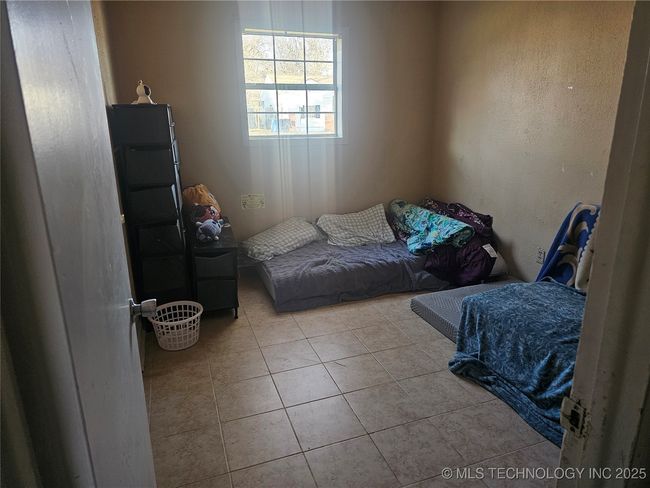 bed 1 | Image 11