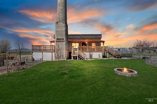 2480 Galey St, Weiser, ID, 83672-2621 | Card Image