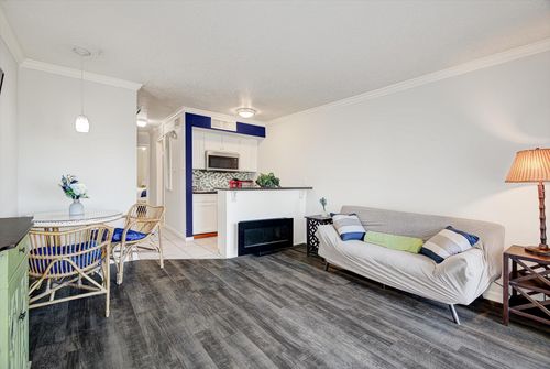 3113-6300 Seawall Blvd, Galveston, TX, 77551-2219 | Card Image
