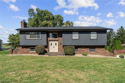 1031 Karla Dr, Clinton, OH, 44216-9669 | Card Image