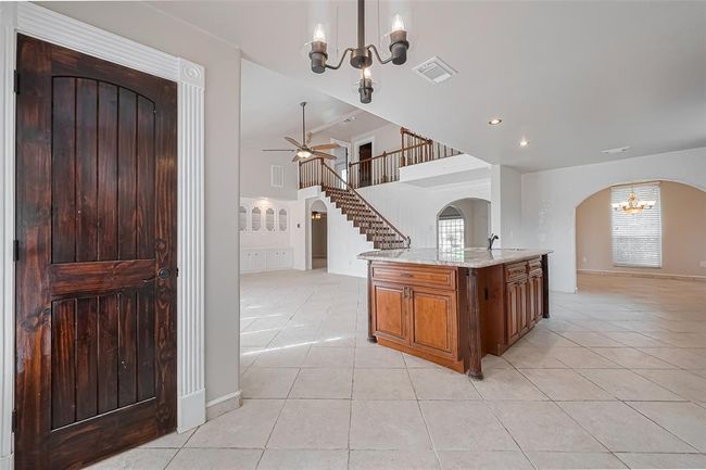 There are so many unique details in this home. | Image 21