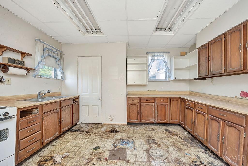 Residential in St Bernard 4