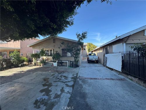 223 E 55th, Los Angeles, CA, 90011 | Card Image