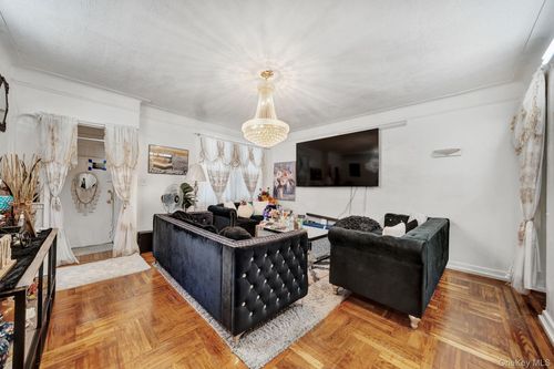 1029 Wheeler Ave, Bronx, NY, 10472-5509 | Card Image