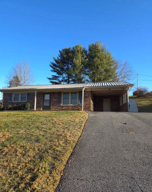 103 Scottland Dr, Galax, VA, 24333-2005 | Card Image