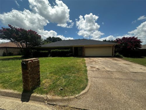 6804 Fair Meadows Drive, North Richland Hills, TX, 76182 | Card Image