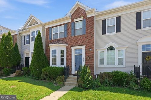 8727 Chorley Way, BRISTOW, VA, 20136-2066 | Card Image