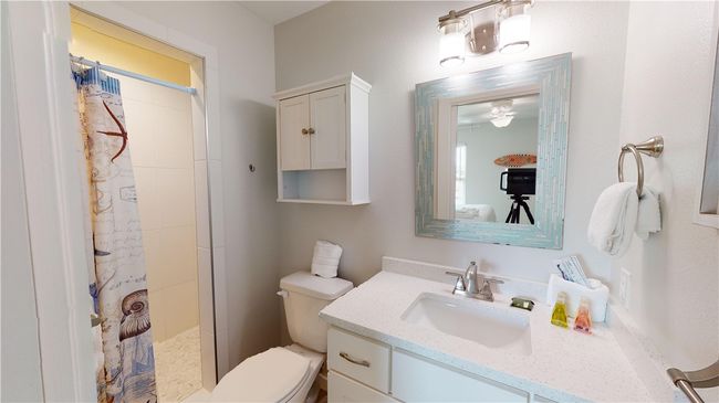 APT-201 - 4901 State Highway 361, Condo with 2 bedrooms, 2 bathrooms and null parking in Port Aransas TX | Image 23