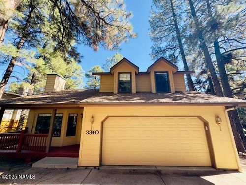 3340 S Moore Cir, Flagstaff, AZ, 86005-8500 | Card Image