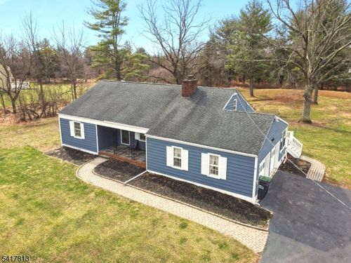 21 Readington Rd, Whitehouse Station, NJ, 08889-3549 | Card Image