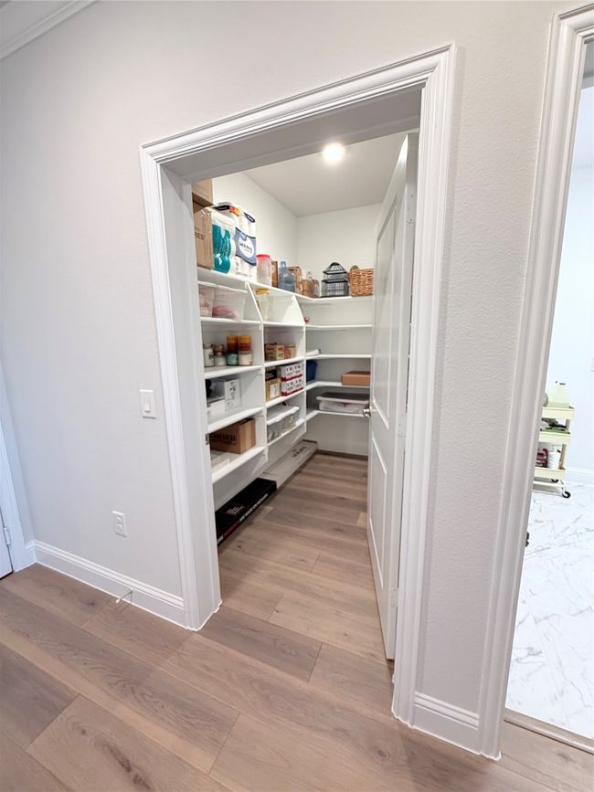 Oversized pantry | Image 7