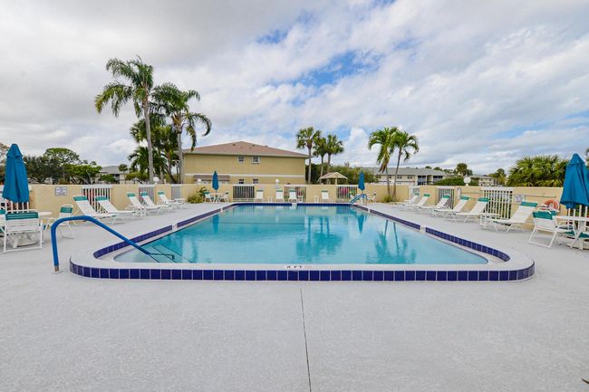 103 - 1540 Se Royal Green Cir, Condo with 2 bedrooms, 2 bathrooms and null parking in Port St. Lucie FL | Image 33
