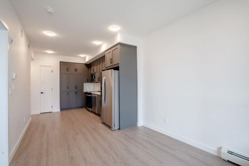 418-3932 University Avenue Nw, Calgary, AB, T3B6P6 | Card Image