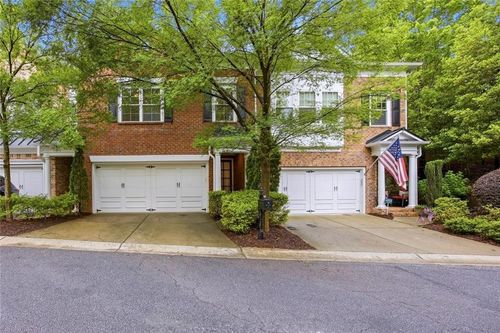 7310 Lowery Oak Dr, Roswell, GA, 30075-8290 | Card Image