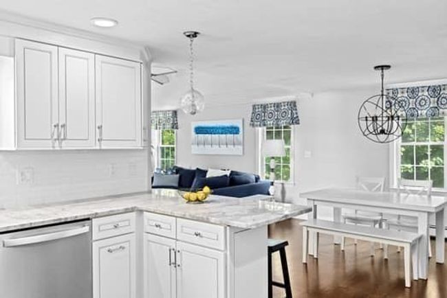 28 Christopher Ln, House other with 4 bedrooms, 2 bathrooms and 4 parking in Scituate MA | Image 9
