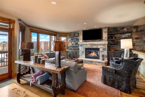 212-2053 Ski Time Square Dr, Steamboat Springs, CO, 80487-9000 | Card Image