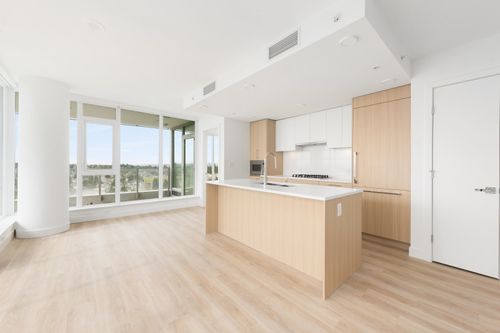 209-9675 King George Blvd, Surrey, BC, V3T0T7 | Card Image