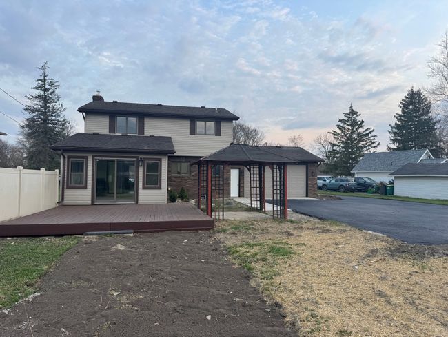 27638 W Huron River Dr, House other with 3 bedrooms, 2 bathrooms and null parking in Flat Rock MI | Image 27