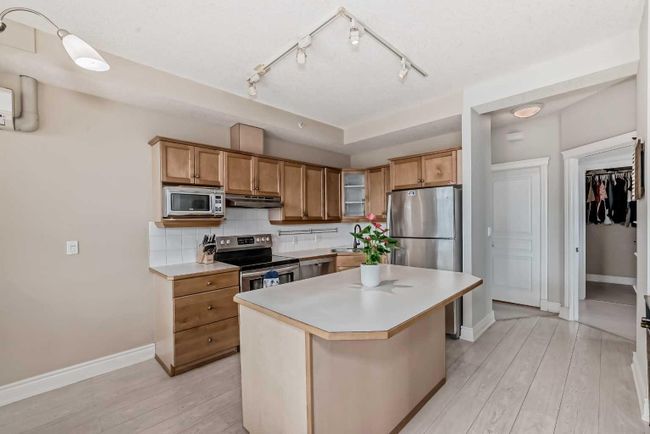 306 - 4 14 Street Nw, Home with 2 bedrooms, 1 bathrooms and 1 parking in Calgary AB | Image 12