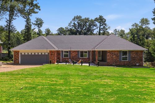 12815 Saint Charles Blvd, Little Rock, AR, 72211-2105 | Card Image
