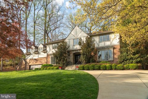 7204 Loch Lomond Dr, BETHESDA, MD, 20817-4634 | Card Image
