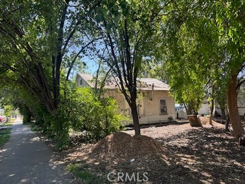 619 L St, Bakersfield, CA, 93304-2140 | Card Image