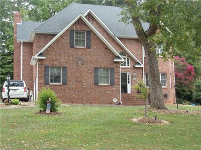 7093 Orchard Path Drive, House other with 4 bedrooms, 2 bathrooms and null parking in Clemmons NC | Image 1