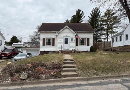 104 W Hill St, BLANCHARDVILLE, WI, 53516-9346 | Card Image