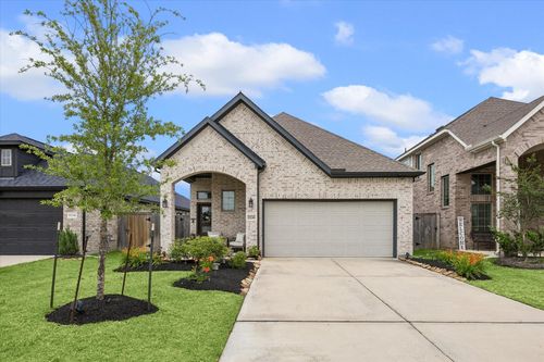 17238 Broadleaf Oak Dr, Hockley, TX, 77447-2190 | Card Image