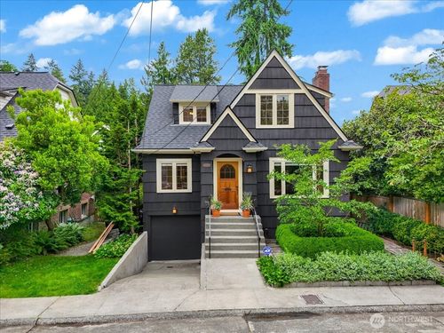1955 21st Ave E, Seattle, WA, 98112-2905 | Card Image