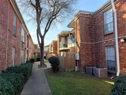 245-9201 Clarewood Dr, Houston, TX, 77036-3504 | Card Image