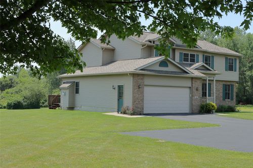 25-7463 Beech Tree Ln, Erie, PA, 16510-5349 | Card Image