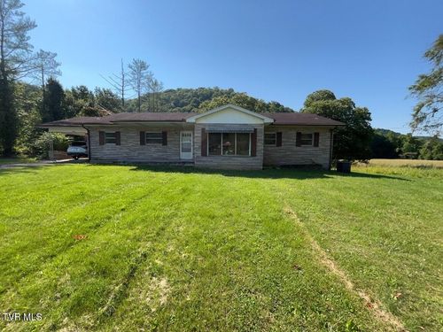 1634 Main St, Sneedville, TN, 37869-3615 | Card Image