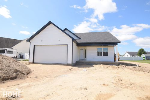 565 Elizabeth Dr, Owosso, MI, 48867-9147 | Card Image