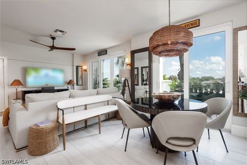 307-365 5th Ave S, Naples, FL, 34102-6575 | Card Image