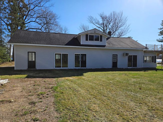 1226 Lake St, House other with 3 bedrooms, 3 bathrooms and null parking in White Lake WI | Image 64