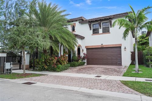 10204 Nw 86th St, Doral, FL, 33178-3275 | Card Image