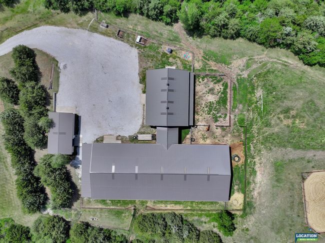 6255 Sw 58 Th St, House other with 5 bedrooms, 4 bathrooms and 3 parking in Denton NE | Image 67