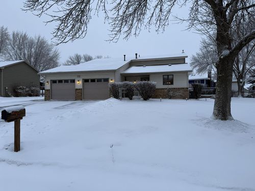 1113 Legion St S, Shakopee, MN, 55379-2801 | Card Image