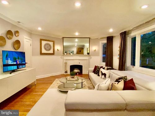 4402 Reservoir Rd Nw, WASHINGTON, DC, 20007-2041 | Card Image