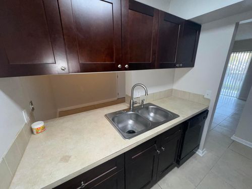 207-1798 Abbey Rd, West Palm Beach, FL, 33415-9195 | Card Image